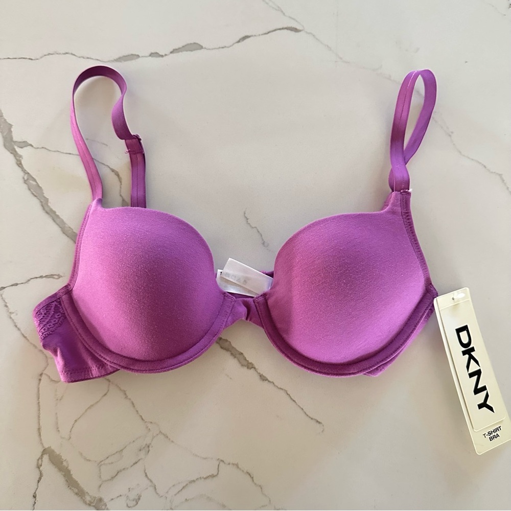 BNWT DKNY t-shirt bra